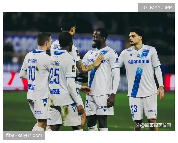 即时战报：欧塞尔第89分钟绝平，客场1-1逼平昂热